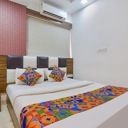 Fabhotel Acropole Inn Ахмедабад Экстерьер фото