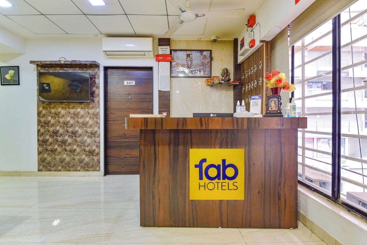 Fabhotel Acropole Inn Ахмедабад Экстерьер фото