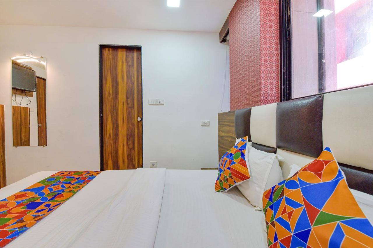 Fabhotel Acropole Inn Ахмедабад Экстерьер фото